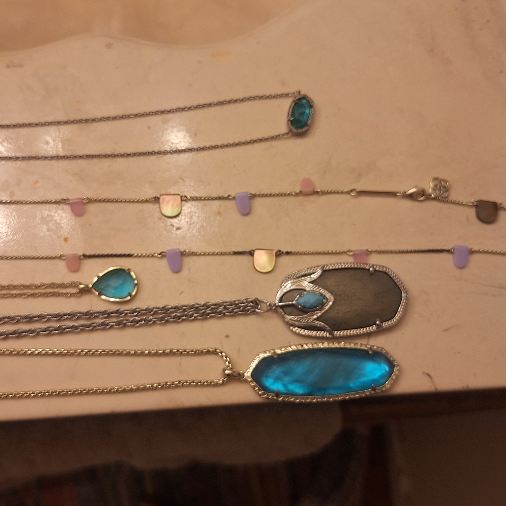 Elegant Blue and Silver Necklace Set